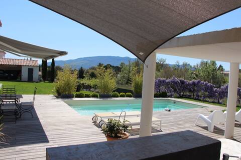 Contemporary villa with quiet heated pool