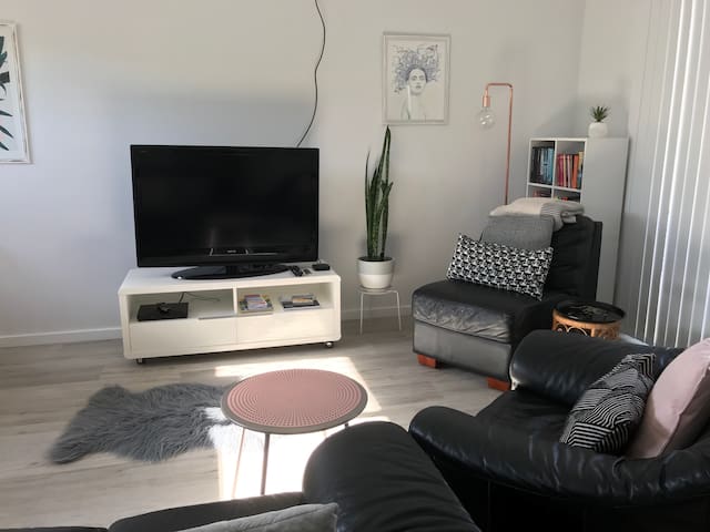 Central Coast  2  Bedroom  Flat