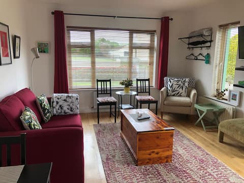 Top performing Airbnb: The Lyne's Little Lodge in Killarney