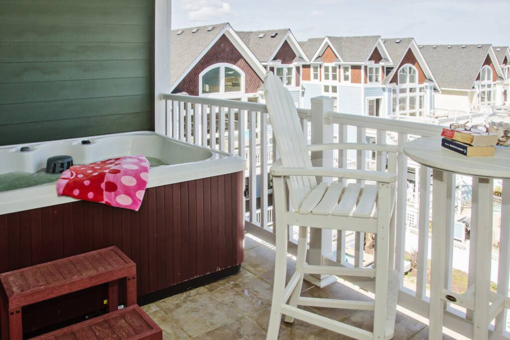 private hot tub on balcony