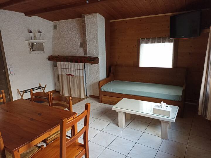 Chalet Traditionnel Hameau De Courchevel 6 Pers - Courchevel