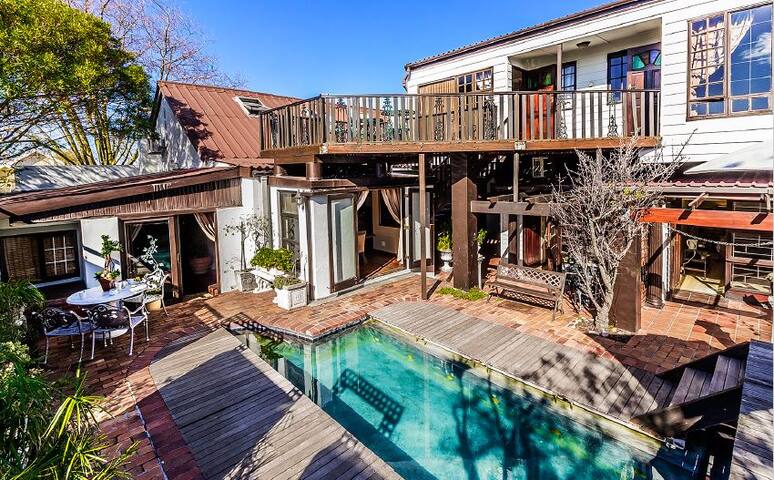 Harfield Guest Villa gallery image 2