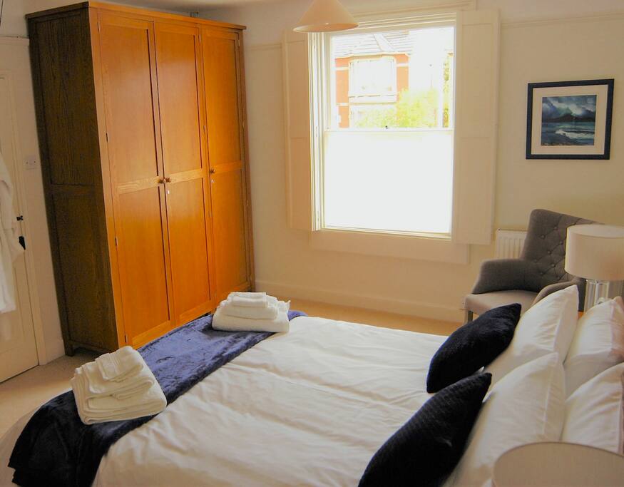 Milton Bedroom closet space