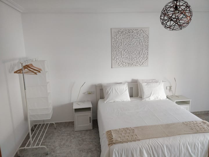 غرفة النوم 1