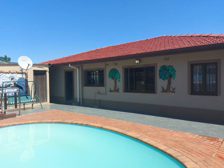 Entire house selfcatering private and comfy Houses for Rent in Bluff