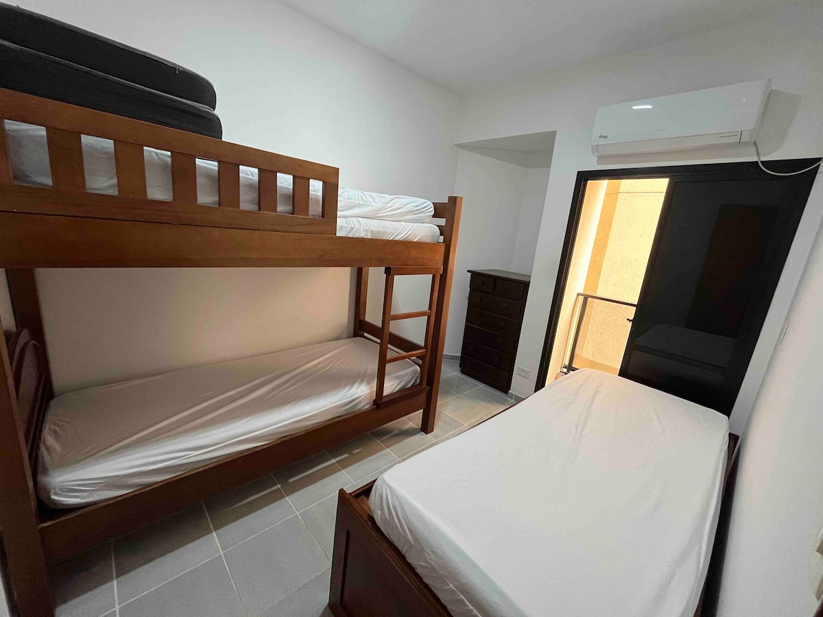 חדר ממוזג שני 