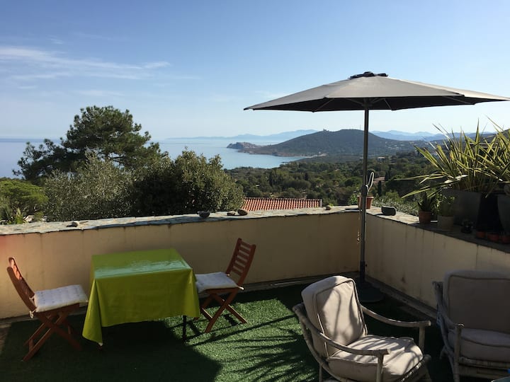 Charmant, Terrasse Sur Mer Et Montagne, Plain-pied - Algajola