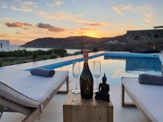 ENASTRON Villa Mykonos with Private Pool gallery image 2