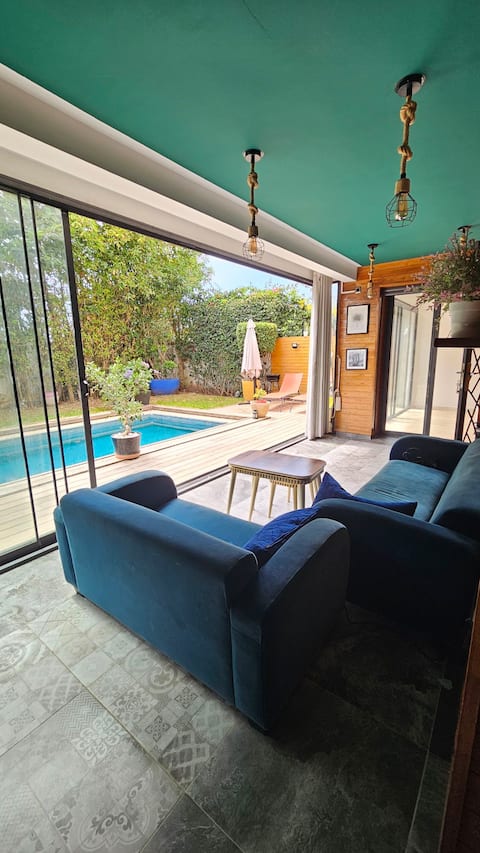 Ground floor Private Pool Garden