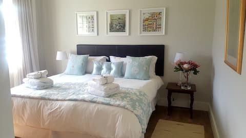 Hermanus Cliff Cottage