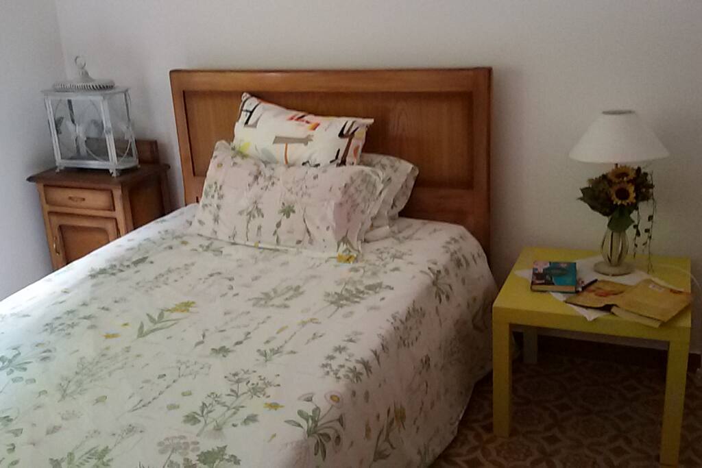 camera con letto piazza e mezza