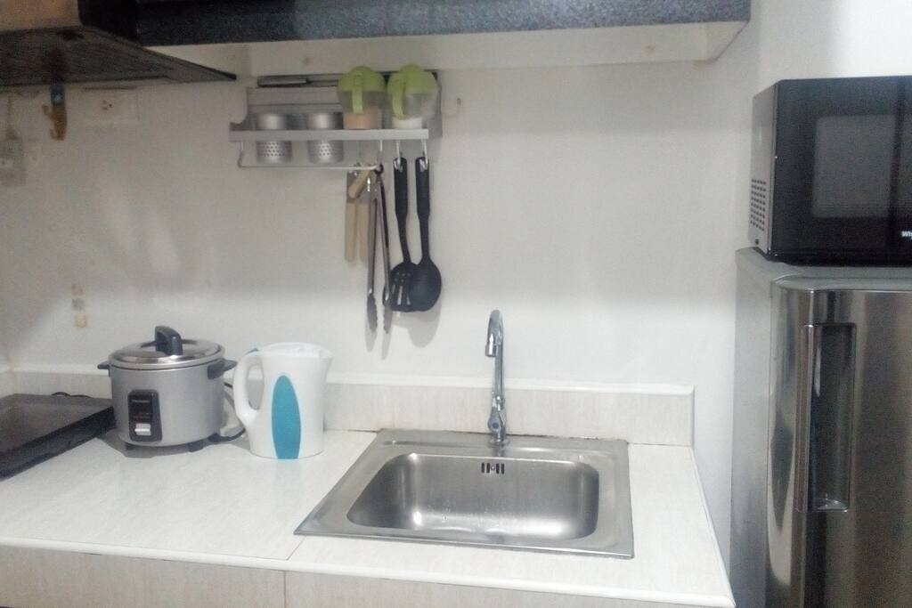 Available condo unit facilities.