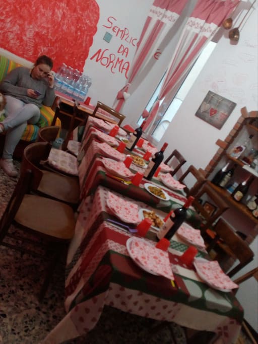 Sala da pranzo dell home restaurant Semplicemente da Norma