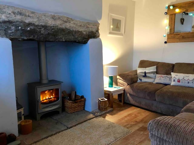 Airbnb Pwllheli Vacation Rentals Places To Stay Wales