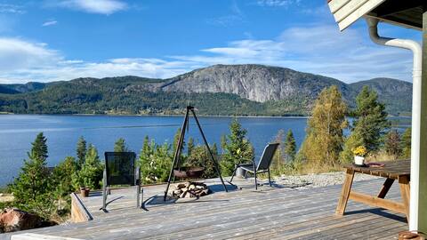 Well equipped apartment with beautiful lake view