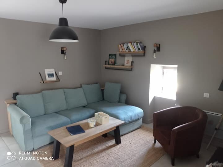 Maison En Pierres Et Ambiance Méditerranéenne - Sampzon