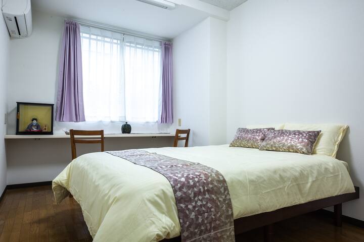 6〜15名推奨138㎡/6BR 2BATH/駅徒歩5分/電車で新宿7分、渋谷・六本木20分/1階貸切 gallery image 4