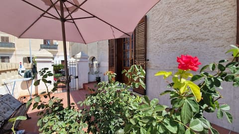 Proprietà Airbnb di successo: La Cava di Sasà a Favignana