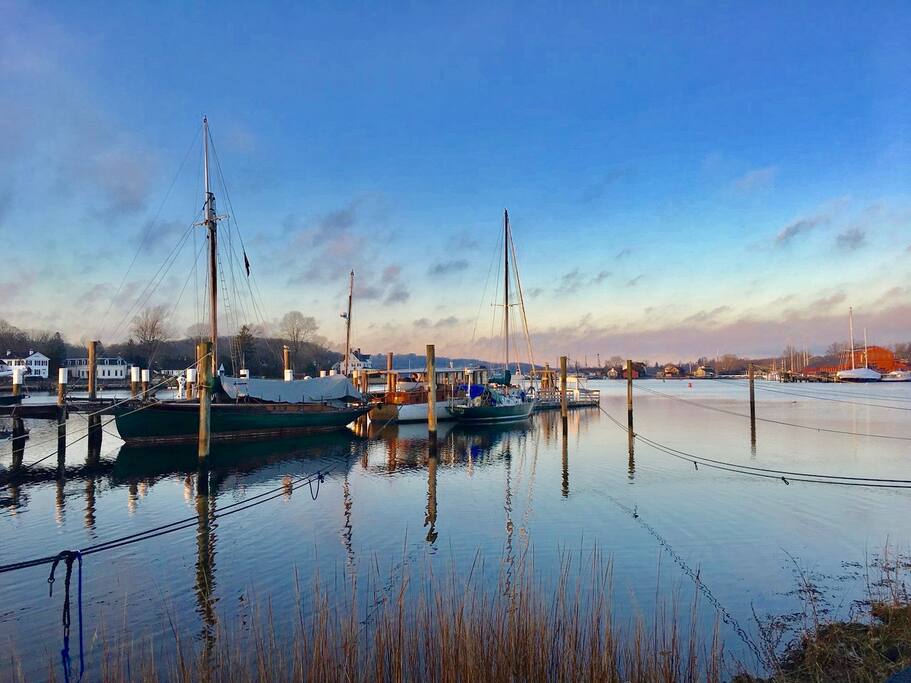 Stylish & Charming Downtown Mystic Getaway Houses for Rent in Mystic