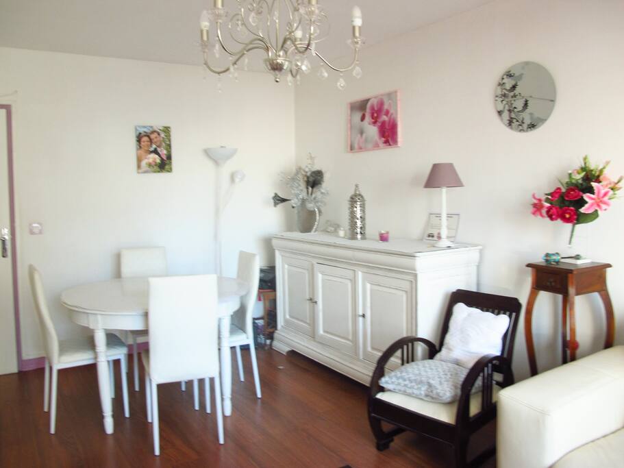 SALLE A MANGER