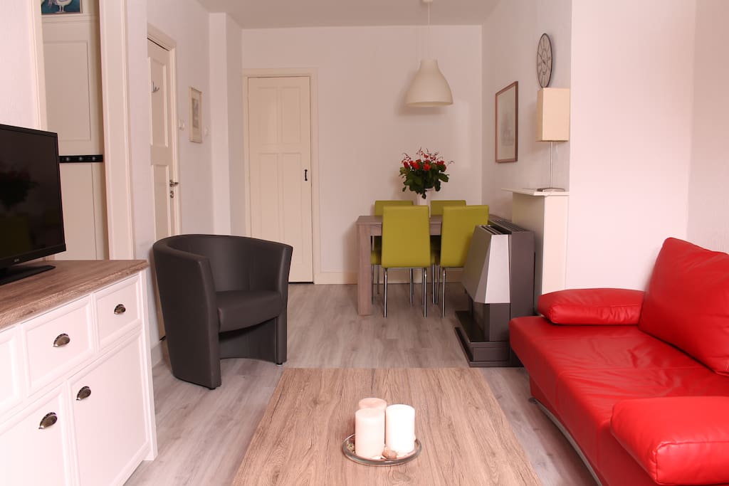 Living room with tv, cd, dvd