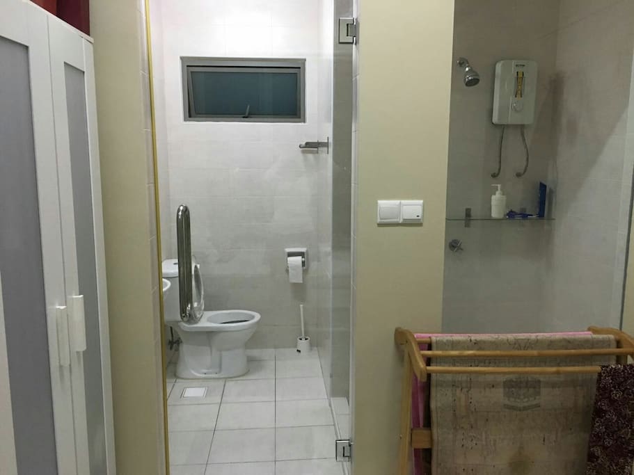 Master Room Washroom