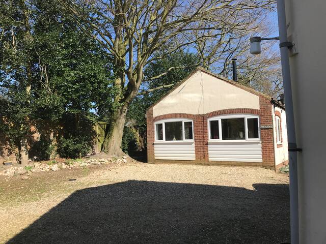 Restful and Relaxing Rural Annex