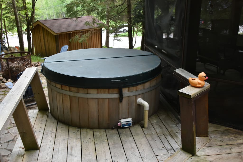 Cedar Hot Tub