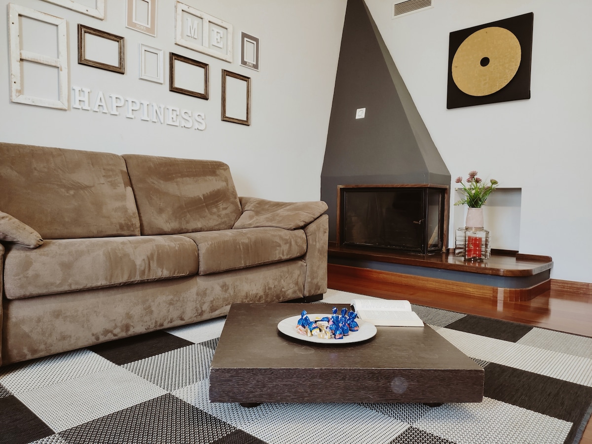 Top performing Airbnb: Azura Suite: 2 Bedroom Duplex | AC, Wi-Fi & 4 Beds in Olbia