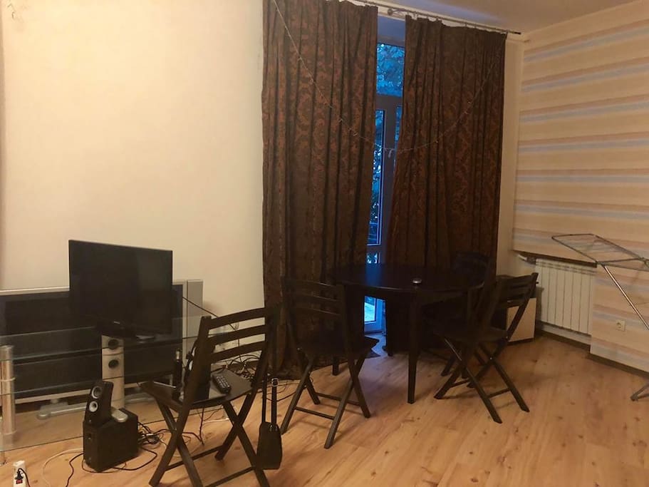 1st room