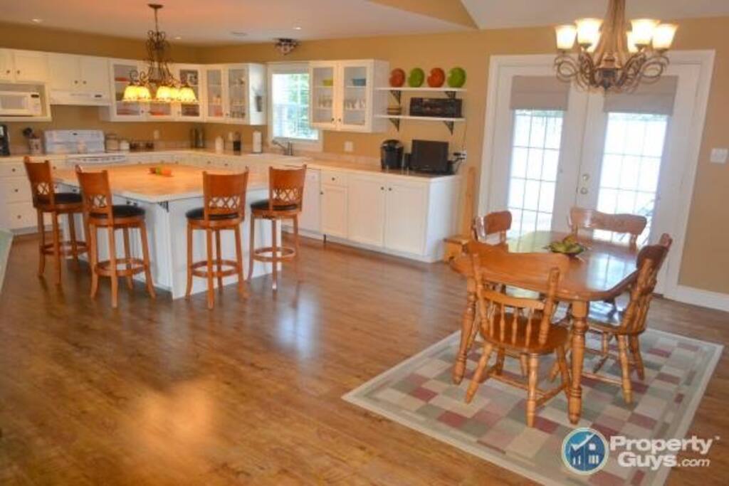 Open concept main floor