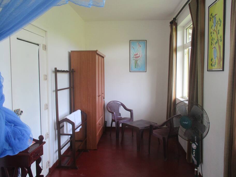 "Backpacker's" Room