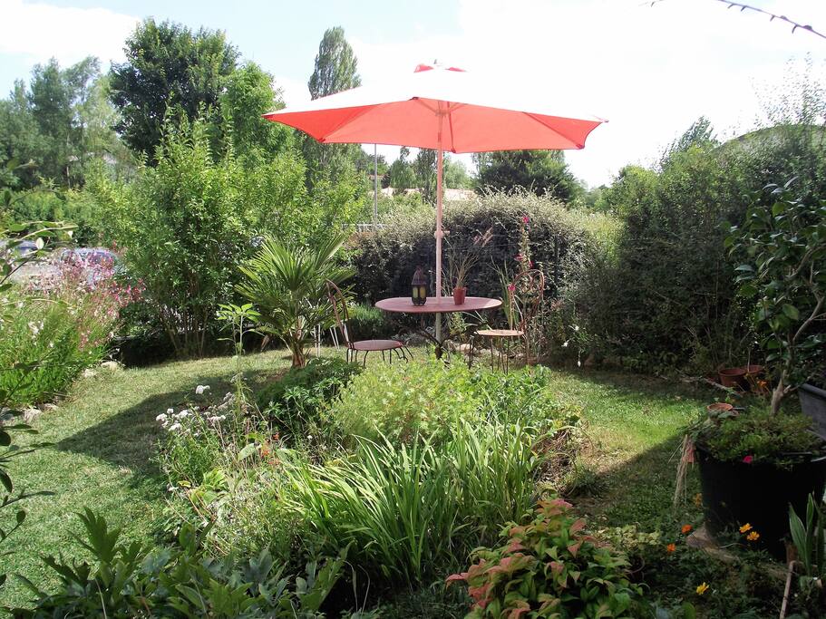 jardin côté rue