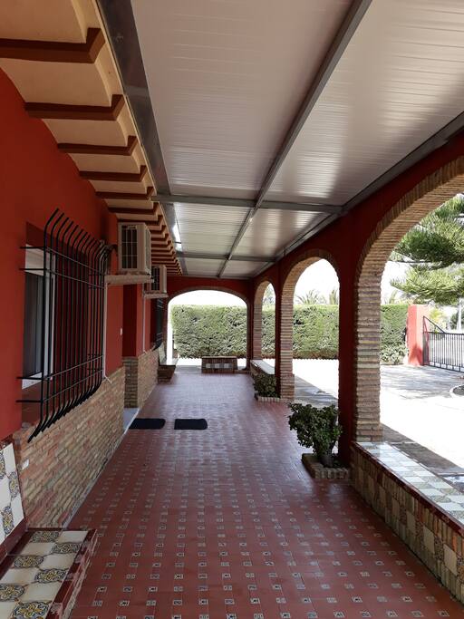 Porche entrada principal