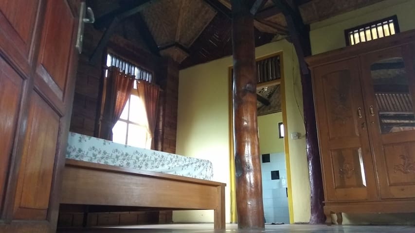 Airbnb Banjar Vacation Rentals Places To Stay West