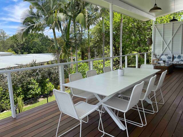 Inner City Summer Oasis gallery image 5