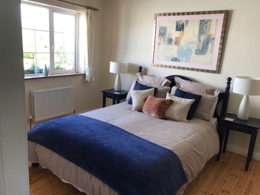 Bedroom w Ensuite: 3 Bed Bungalow