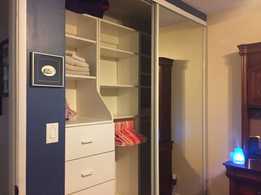 Closet in bedroom. With clean sheets and towels