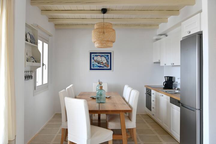 Ciel Paros Villas – Ianthe | 4BR Villa & Jacuzzi gallery image 5