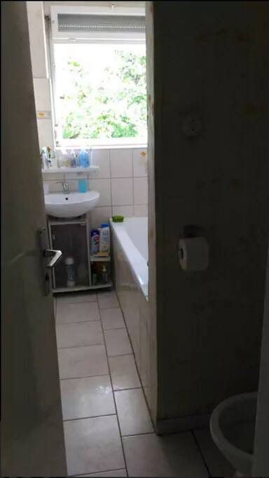 Toilet/Bathroom