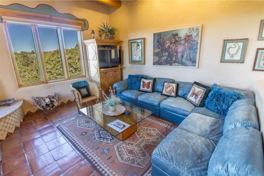Enjoy the spacious living room, there's room for all!