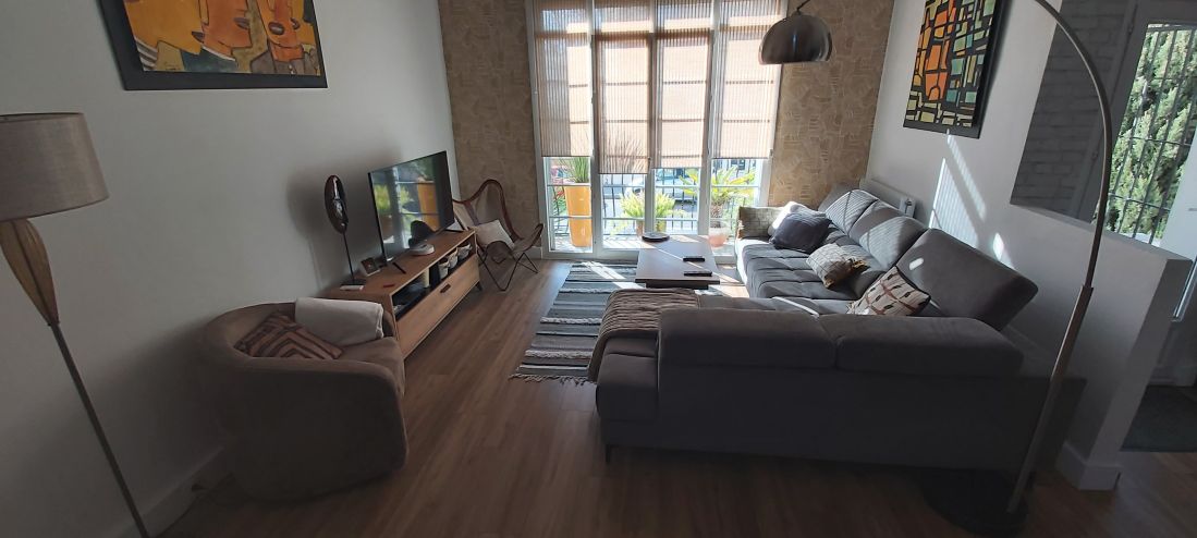 Top performing Airbnb: L'Atelier townhouse, terrace Close to center in Perpignan