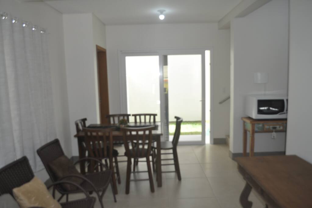 SALA DE JANTAR E COZINHA