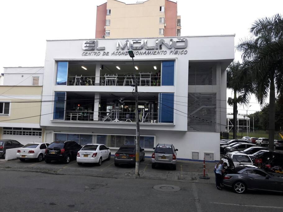 Moderno GYM