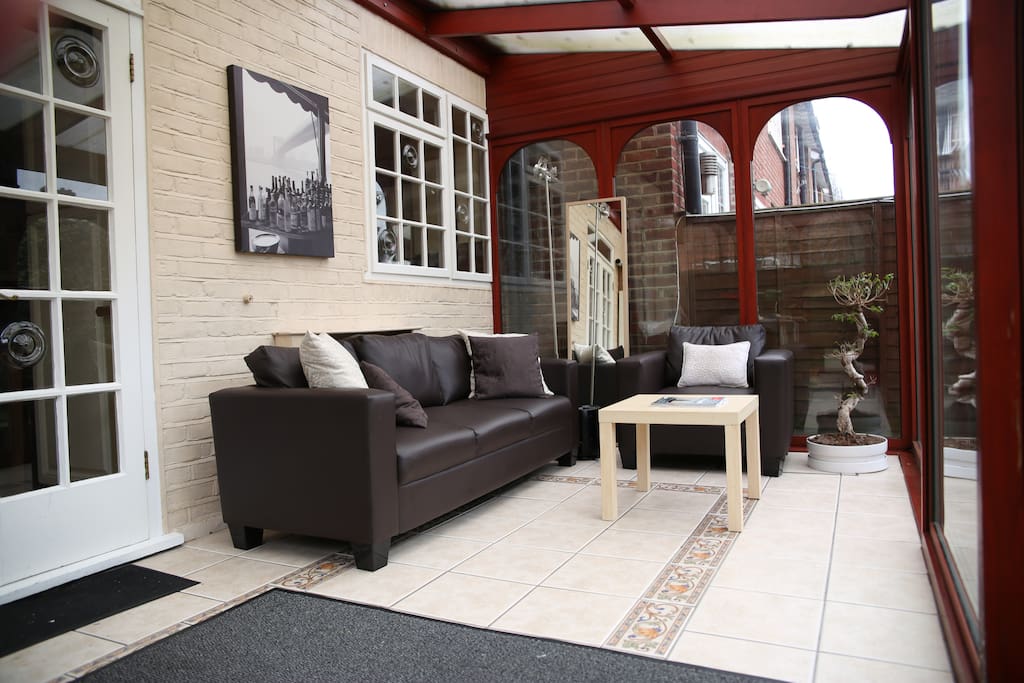 Conservatory, Lounge & Office Desk