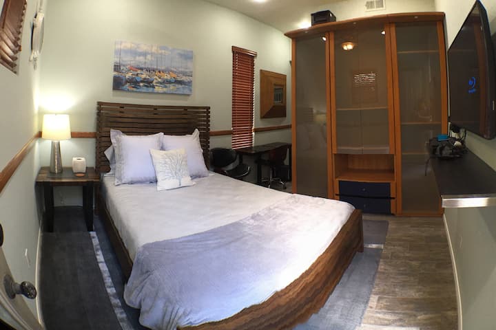Carmel Valley Casita - San Diego, CA