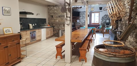 Gîte montagne.Vallée d'Ossau. Laruns. Paulou's house.