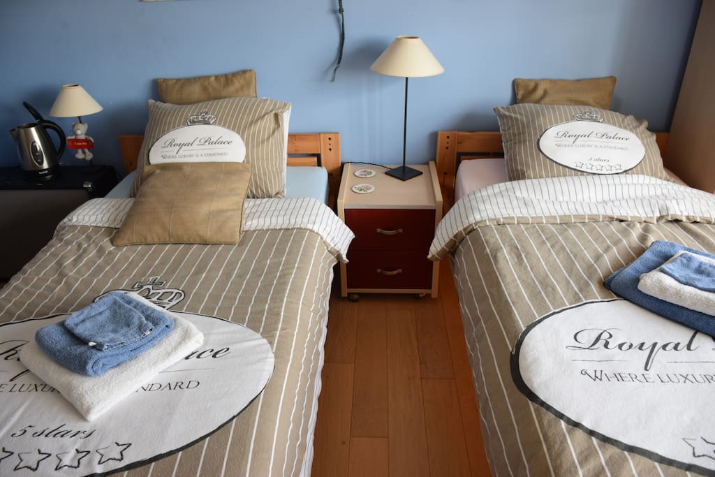 guest room
