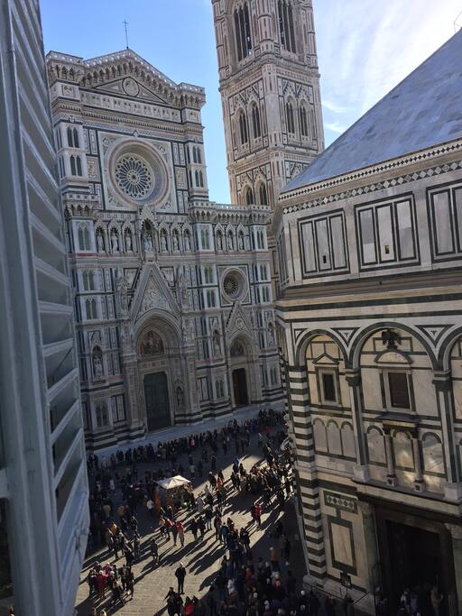 foto scattata dalla finestra della camera