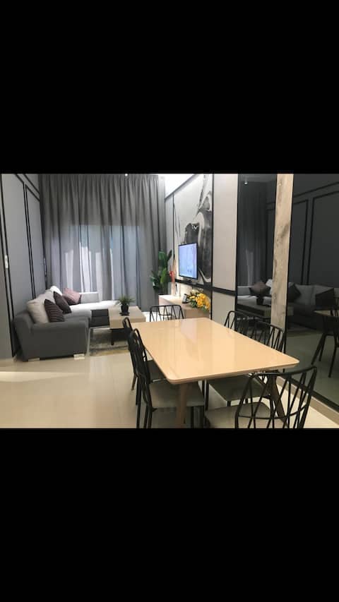 C&R Homestay 1  (Condo with Private Garden)